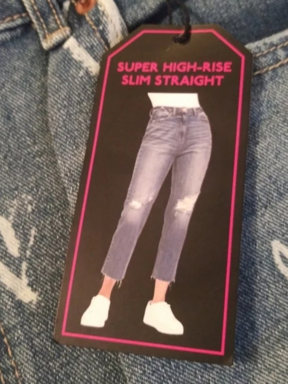 No Boundaries Super High-Rise Slim Straight Jeans - Denim Blue